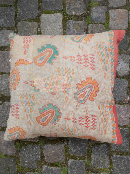 Kantha Cushion M  - 146