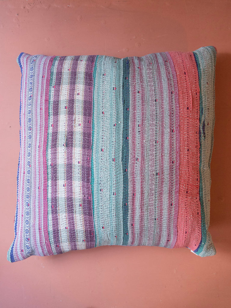 Kantha Cushion L - 287