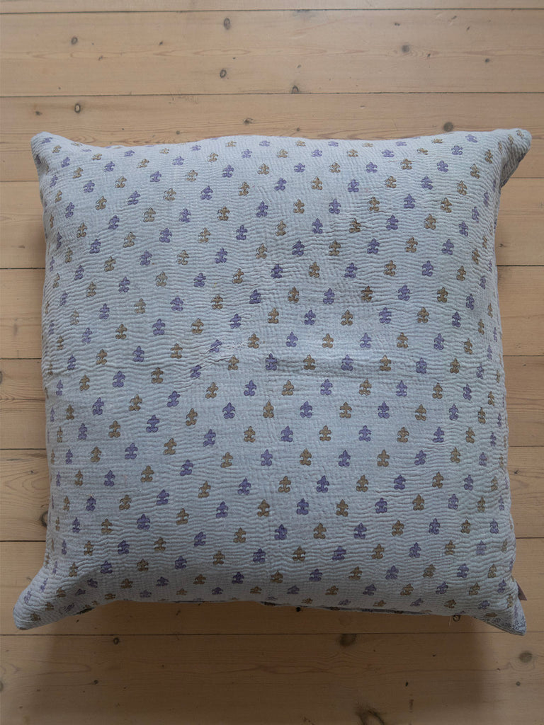 Kantha Cushion L - 314