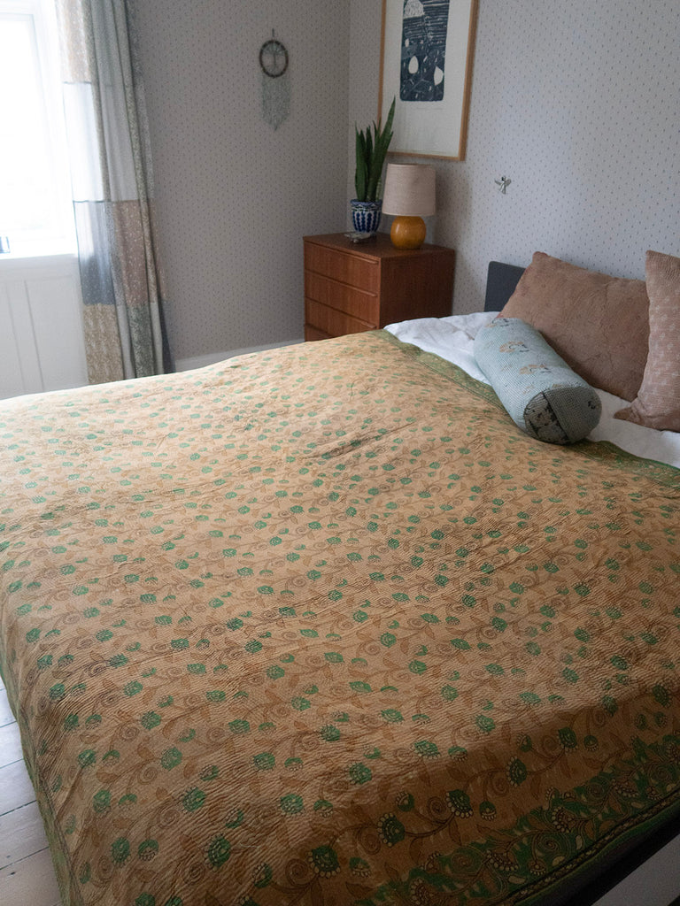 Kantha Throw 326