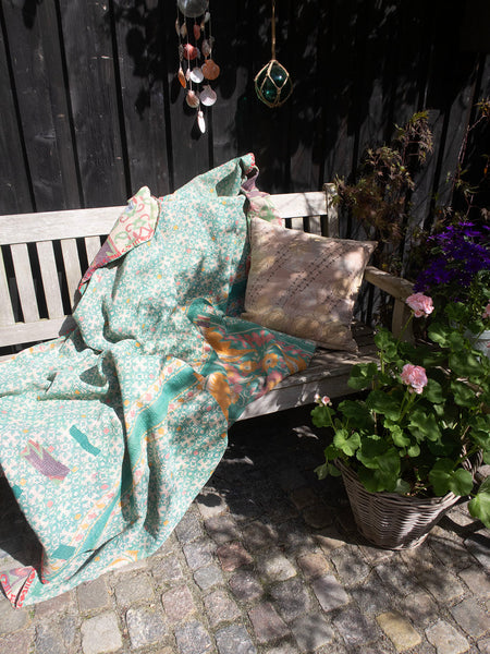 Kantha Throw 400