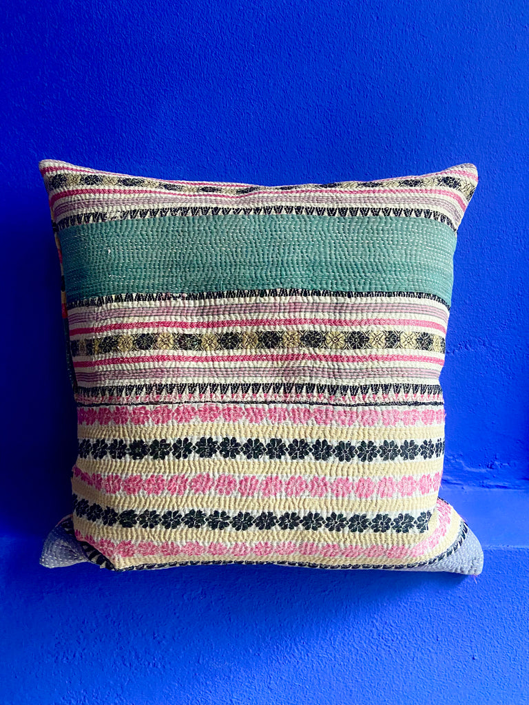 Kantha Cushion M  - 194