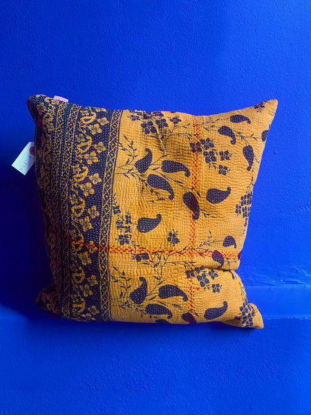 Kantha Cushion M  - 189