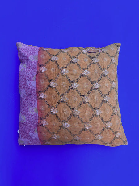 Kantha Cushion M  - 228