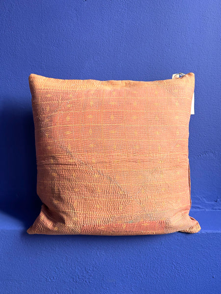 Kantha Cushion M  - 211