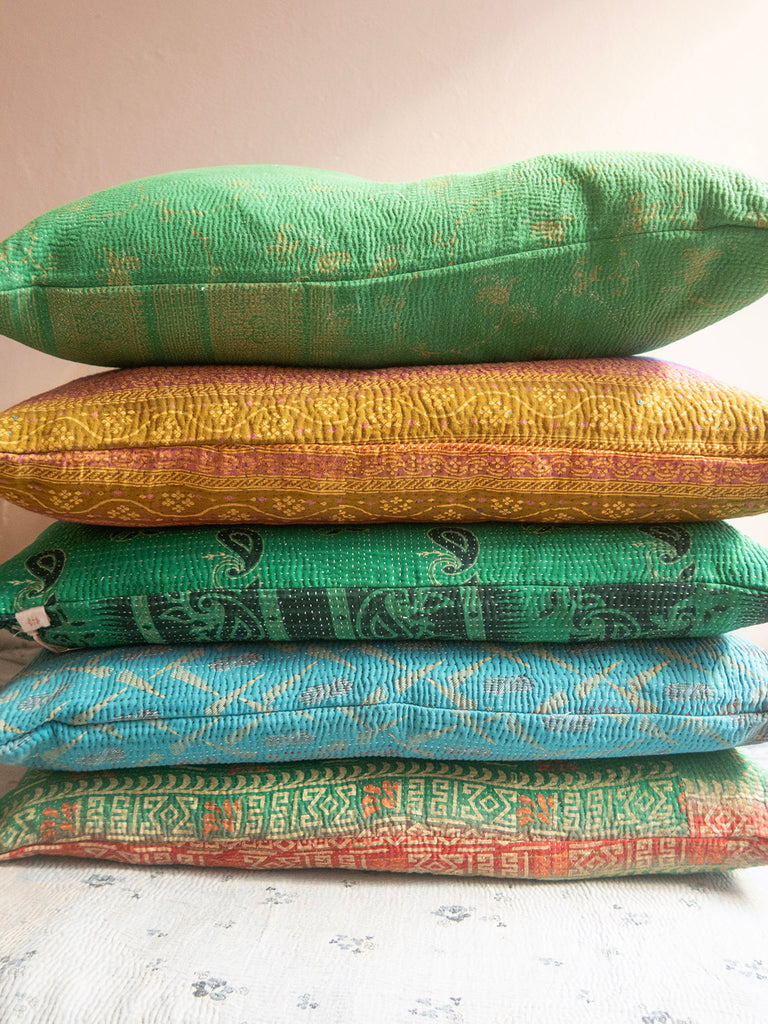 Kantha Cushion L - 336